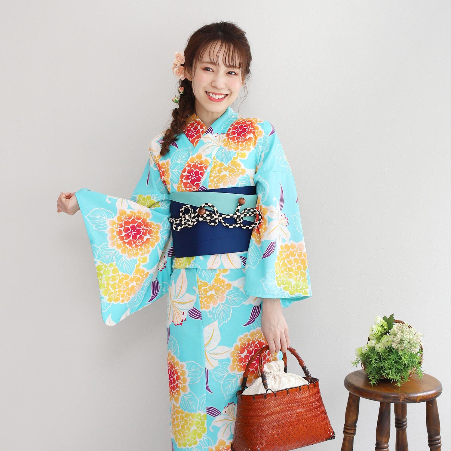 Kawari 編織浴衣和腰帶套裝繡球花和百合花淺藍色 x 橙色 [x81]